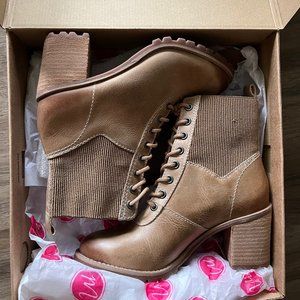 New Tan Leather Heeled Lace Up Combat Booties, Size 6